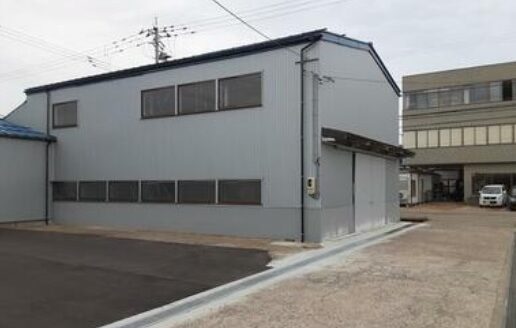 ［1629］倉庫 　高岡市長慶寺785