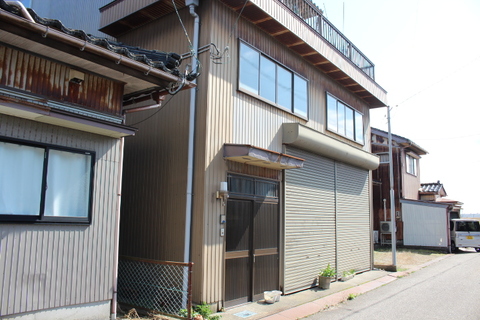 ［1693］倉庫　高岡市長江422-7