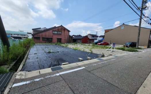 ［1713］　用地　高岡市宮田町32番外3筆